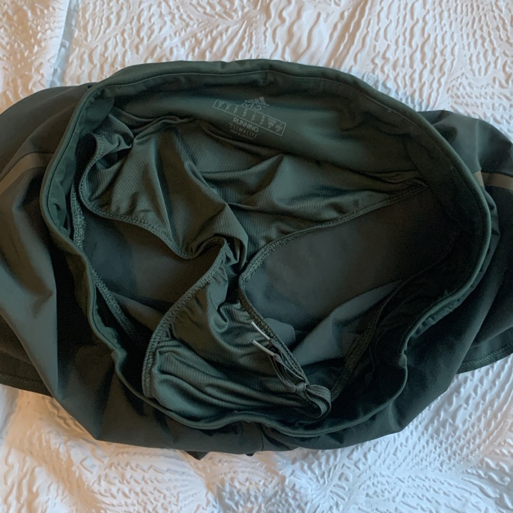 Adidas shorts medium - Picture 3 of 4